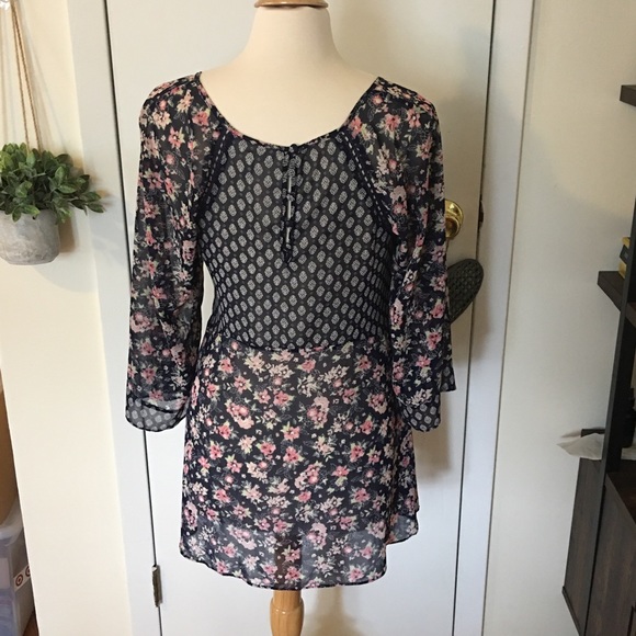 ‼️SOLD‼️Jessica Simpson Hanky Hem Maternity Blouse - Picture 8 of 13